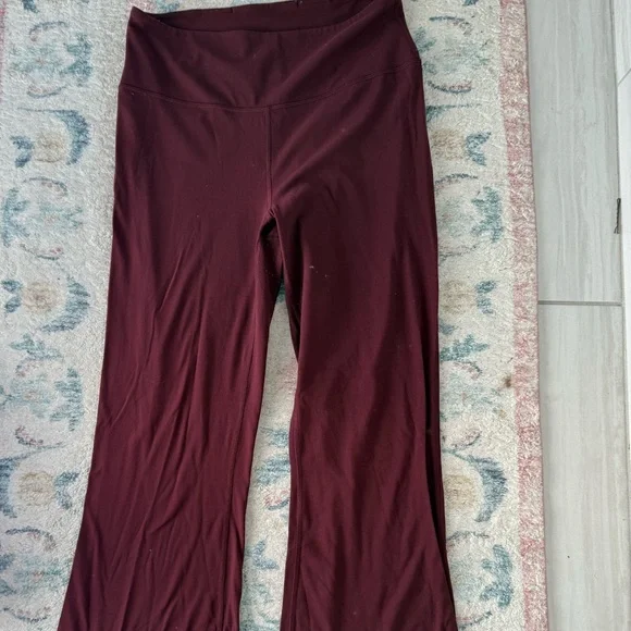 Lululemon Groove Flared Pant - Picture 3 of 7